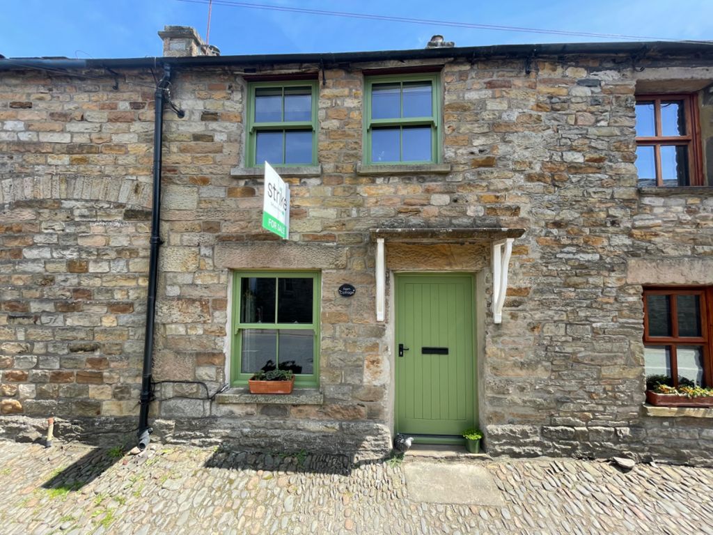 3 bed terraced house for sale in Main Street, Whittington, Carnforth