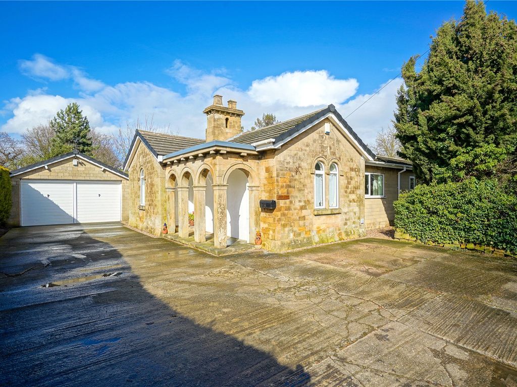 3 bed bungalow for sale in Owday Lane, Carlton In Lindrick