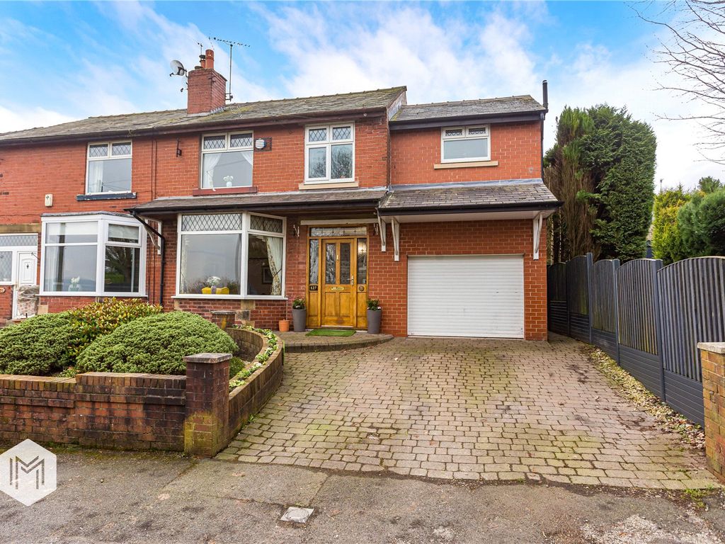 4 bed semidetached house for sale in Turton Road, Tottington, Bury