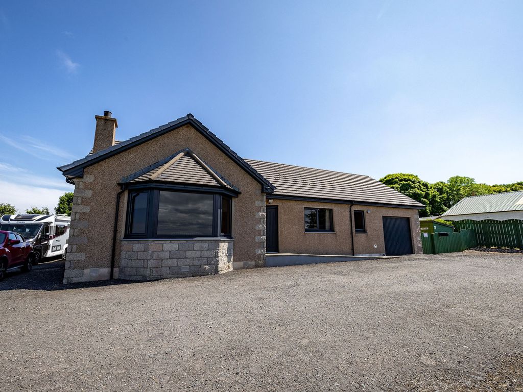 4 bed equestrian property for sale in Turriff AB53, £375,000 Zoopla