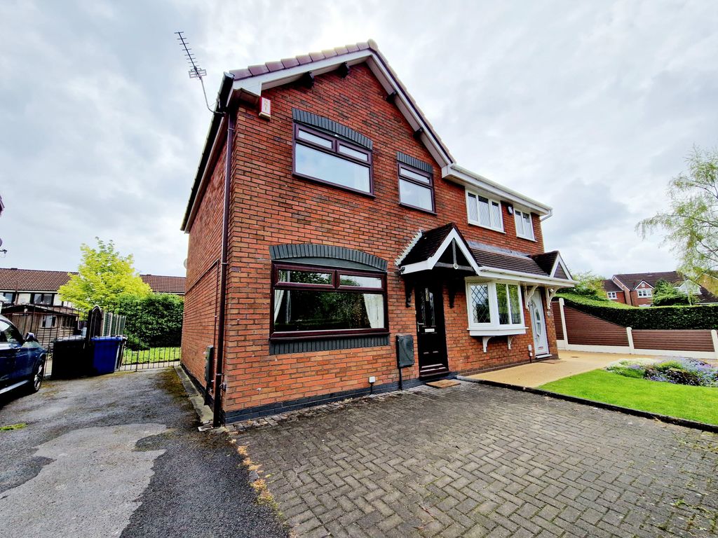3 bed semidetached house to rent in Albert Road, Whitefield