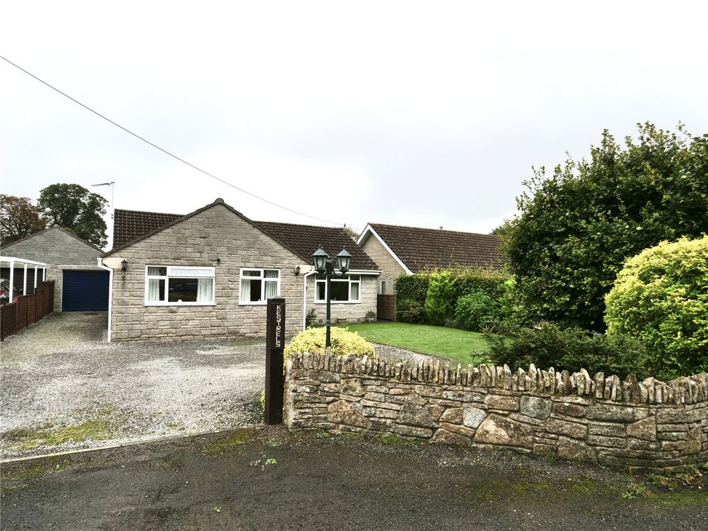 3 bed bungalow for sale in Hillway, Charlton Mackrell, Somerton TA11, £