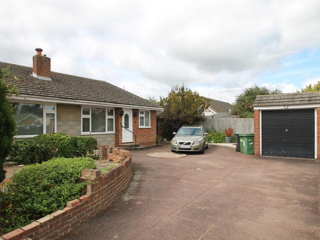 3 bed bungalow for sale in Tichborne Close, Allington, Maidstone ME16