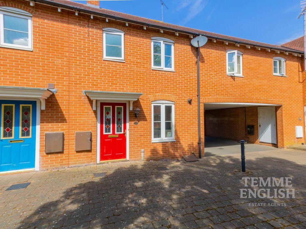 2 bed end terrace house for sale in Memnon Court, Colchester CO2 - Zoopla
