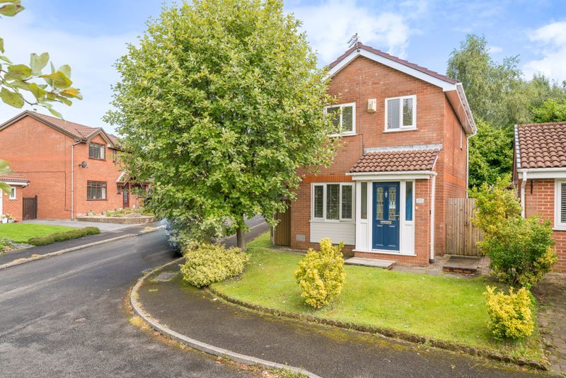 3 bed detached house for sale in The Cedars, Chorley PR7, £209,995 Zoopla