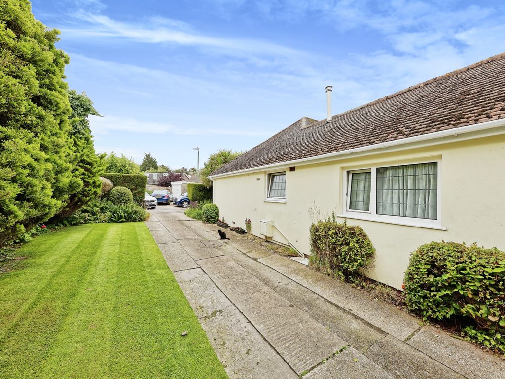 3 bed bungalow for sale in Mill Lane, Whitfield, Dover, Kent CT16, £