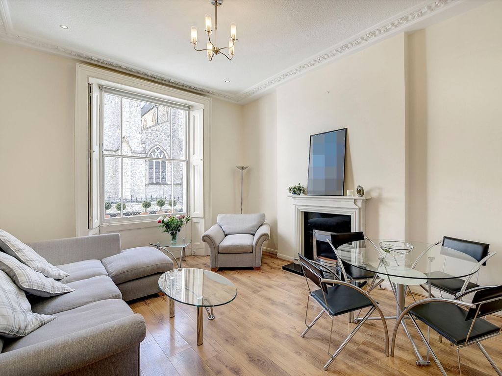 2 bed flat for sale in Cambridge Street, Pimlico, London SW1V Zoopla