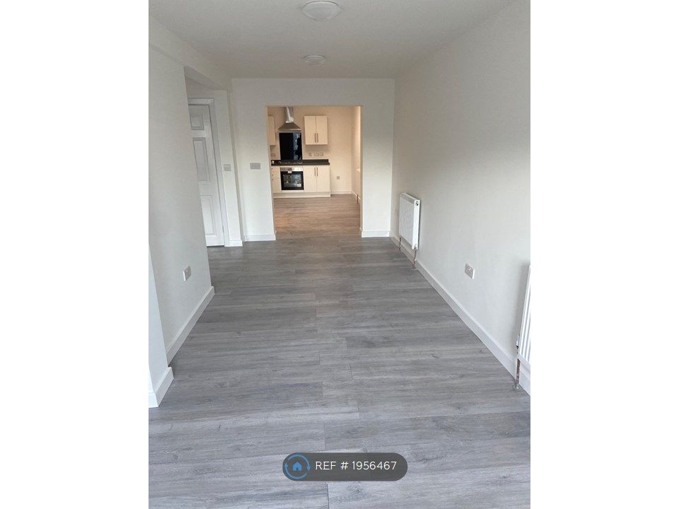 1 bed flat to rent in Sutton Road, SouthendOnSea SS2, £1,250 pcm Zoopla