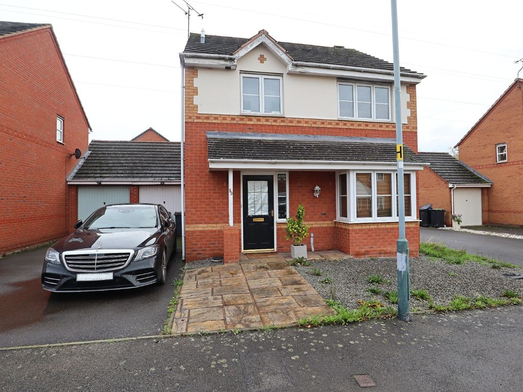 3 bed linkdetached house for sale in Upton Drive, Maple Park, Nuneaton