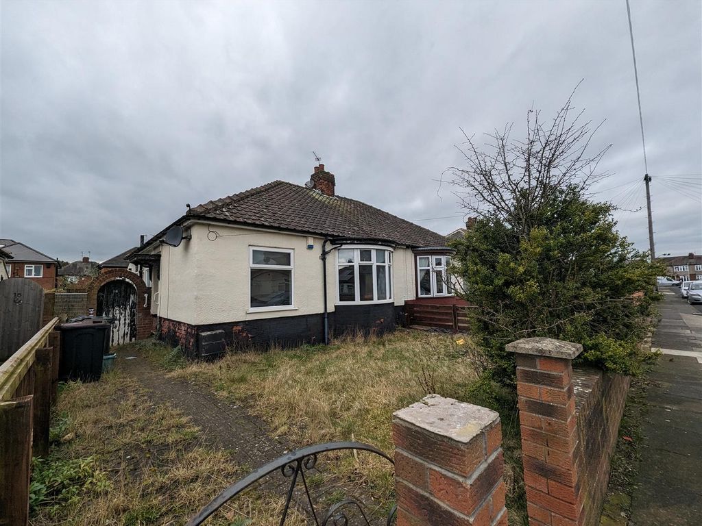 2 bed bungalow for sale in Ripon Drive, Darlington DL1, £105,000 Zoopla