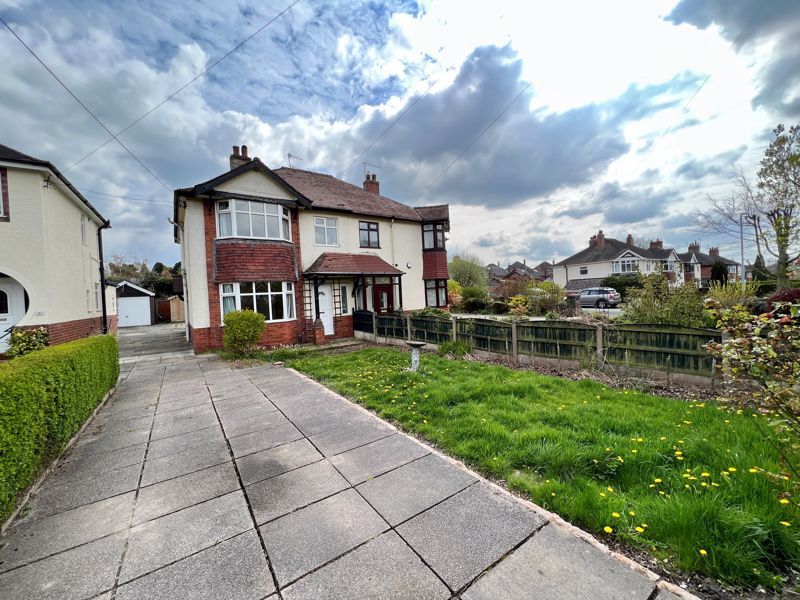 3 bed semidetached house to rent in Tunstall Road, Knypersley, Stoke