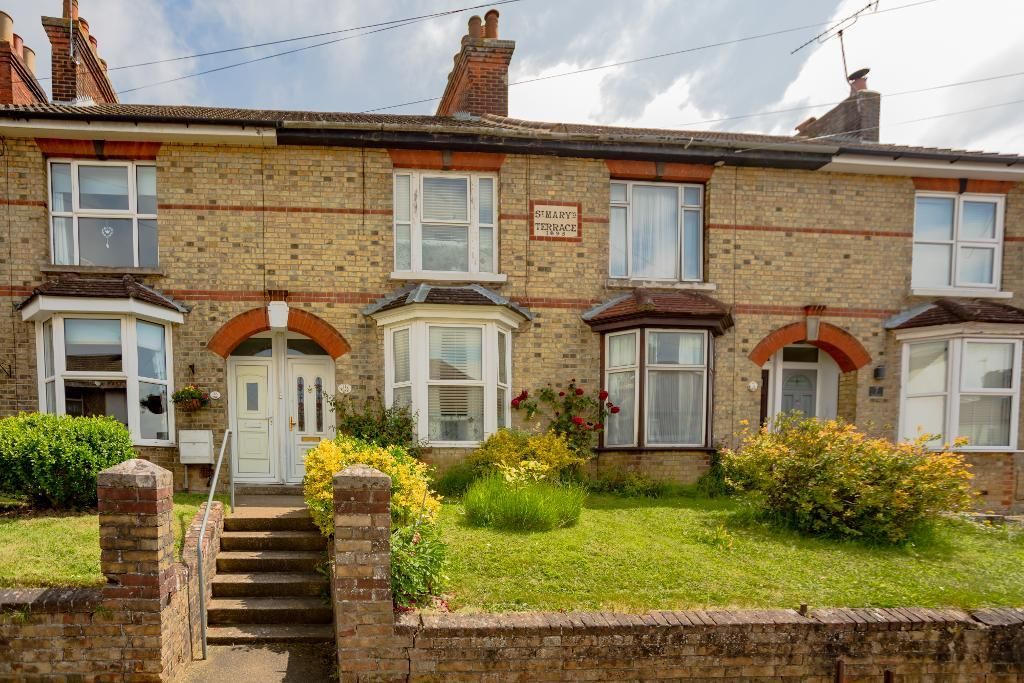 3 bed terraced house for sale in Church Road, Willesborough, Ashford