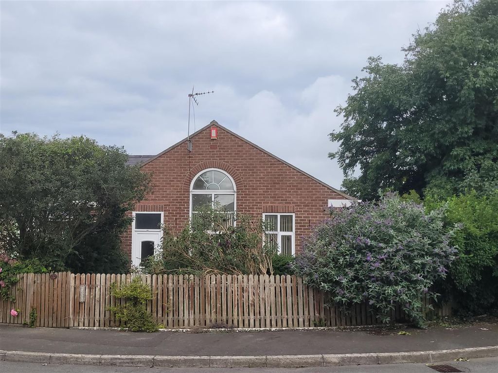 2 bed semidetached house for sale in The Snug, Blackbridge Crescent