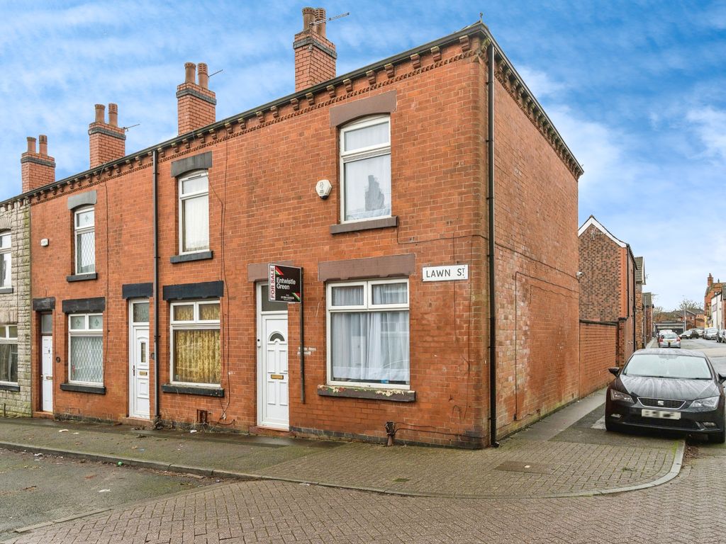 2 bed end terrace house for sale in Lawn Street, Bolton BL1, £130,000
