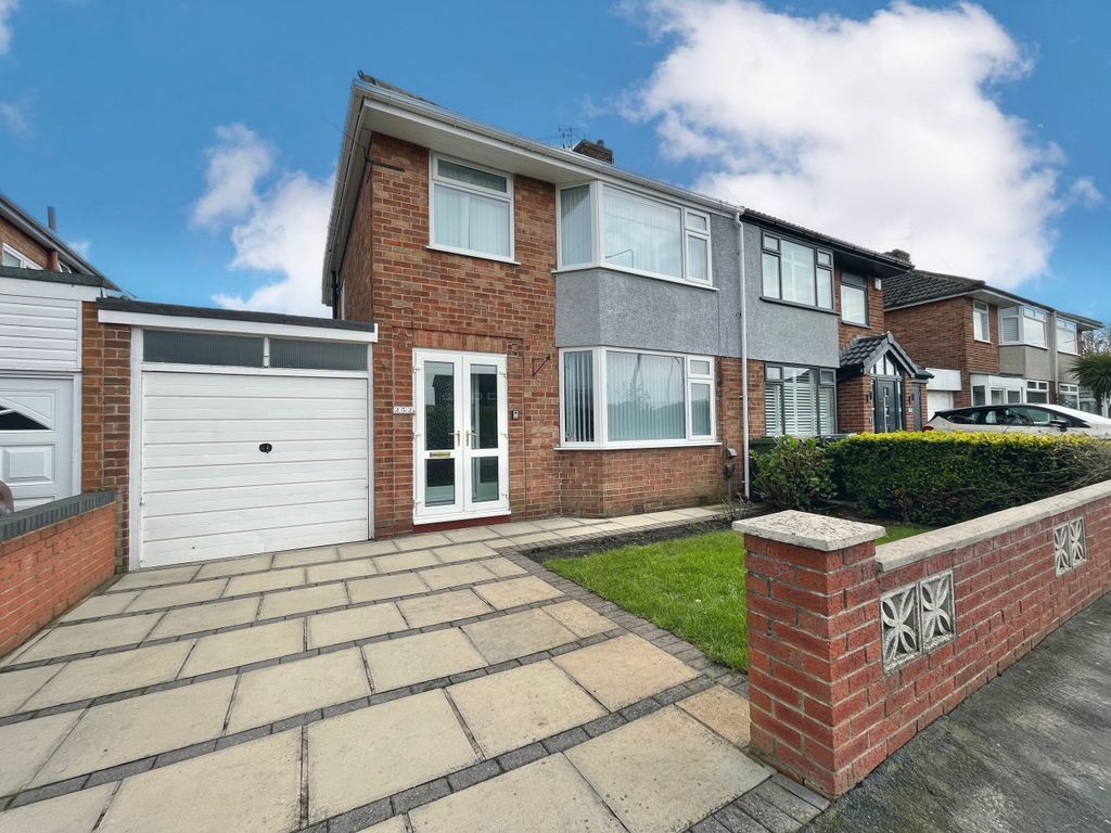 3 bed semidetached house to rent in Northway, Maghull, Liverpool L31