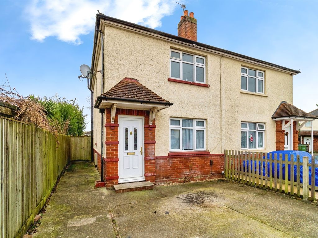 3 bed semidetached house for sale in Warren Crescent, Southampton SO16