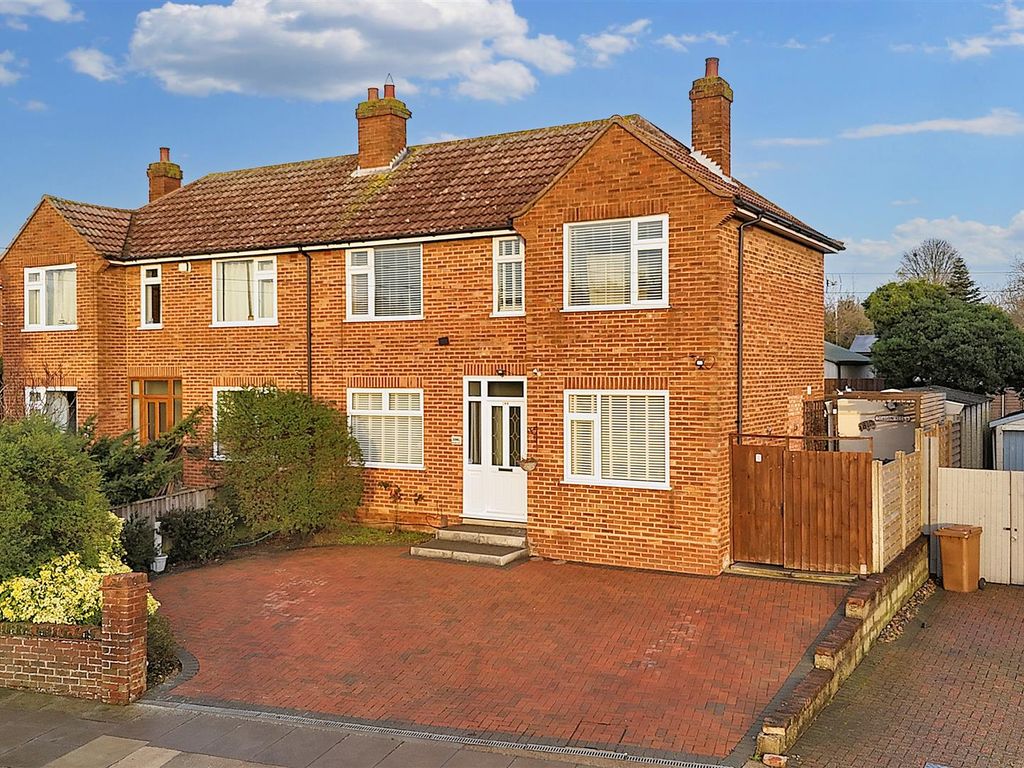 3 bed semidetached house for sale in Dale Hall Lane, Ipswich IP1, £325,000 Zoopla