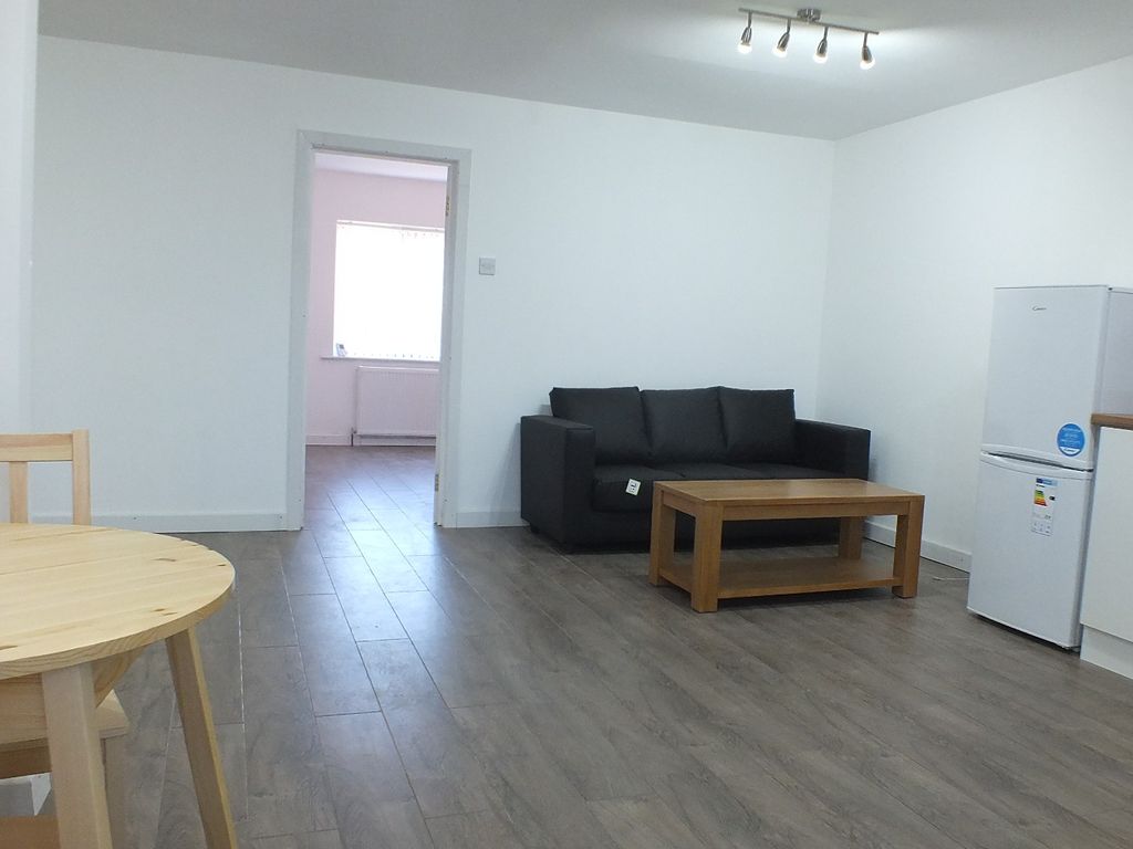 2 bed flat to rent in Flat 1, Otley Old Road, Leeds, West Yorkshire LS16 Zoopla