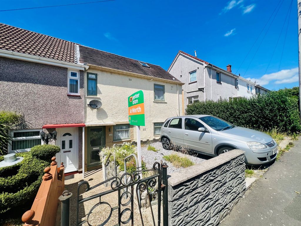 3 bed semidetached house for sale in Cadle Crescent, Portmead, Swansea