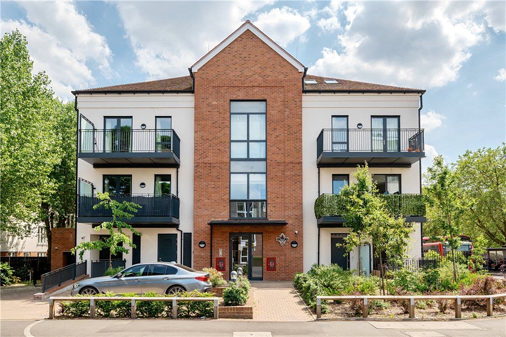 Studio for sale in Corinthian Court, 1 Station Approach, Ruislip HA4