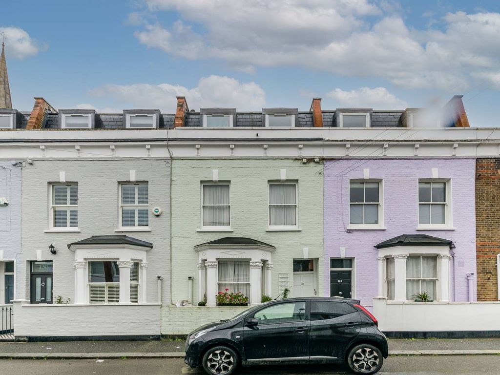 Estcourt Road Fulham Broadway London SW6  