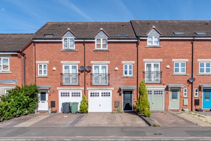 3 bed town house to rent in All Saints Place, Bromsgrove B61 Zoopla