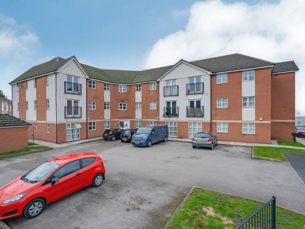 2 bed flat for sale in Lockfield, Runcorn WA7, £88,000 Zoopla