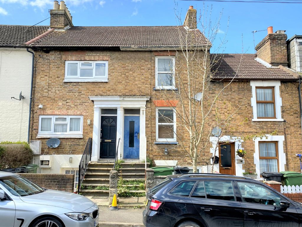 4 bed terraced house for sale in Melville Road, Maidstone ME15 Zoopla
