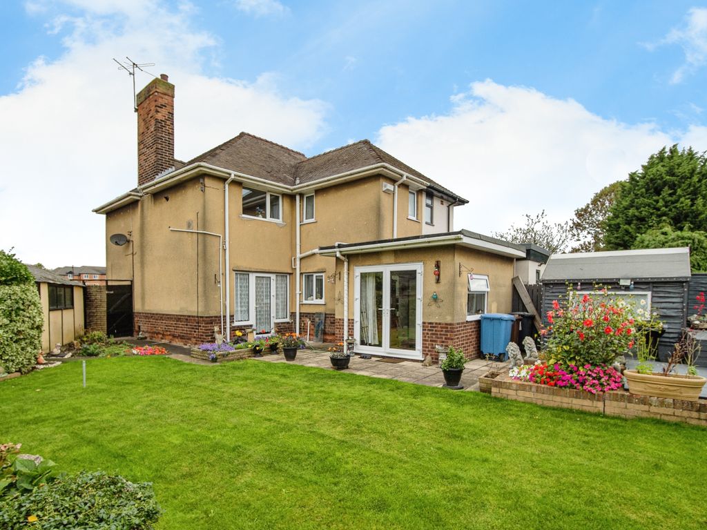 3 bed semidetached house for sale in Southcoates Lane, Hull, East