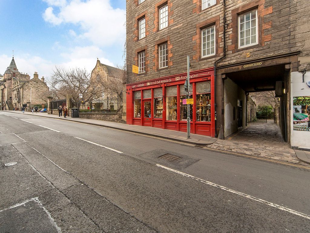 1 bed flat for sale in Flat 1, 1, Dunbars Close, 137 Canongate, Edinburgh EH8 Zoopla