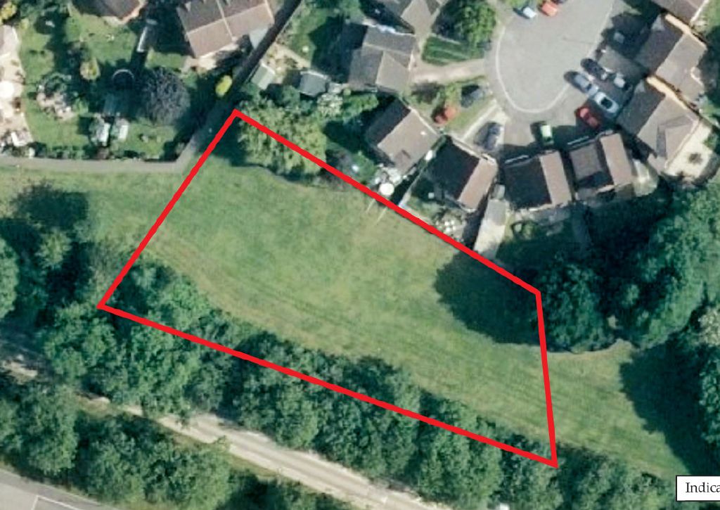 Land for sale in Hambleside, Bicester OX26, £10,000 Zoopla