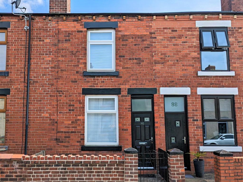 2 bed terraced house for sale in Oxford Street, Leigh WN7 Zoopla