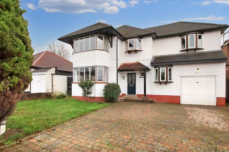 5 bed detached house for sale in Devonshire Way, Croydon CR0, £950,000