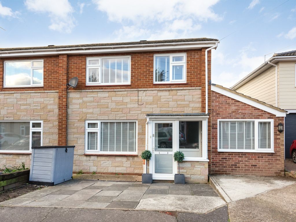 3 Bed Semi Detached House For Sale In Blenheim Close Herne Bay Ct6 £