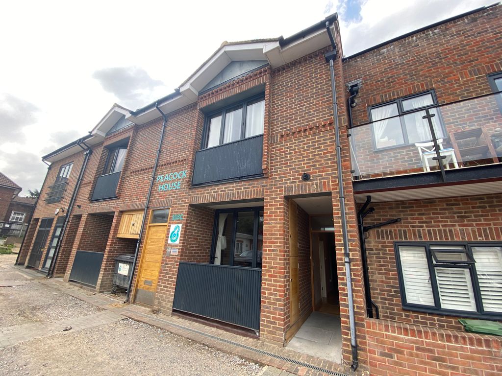 2 bed flat to rent in Station Road, West Wickham BR4 Zoopla