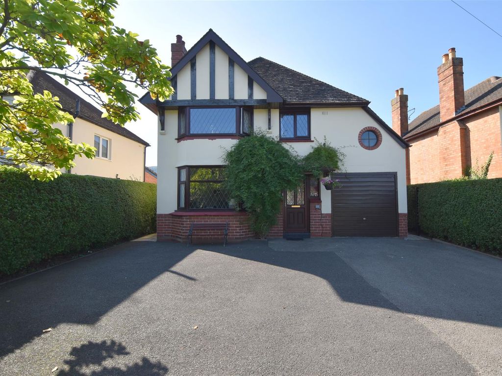 3 bed detached house for sale in Pickersleigh Road, Malvern WR14 Zoopla