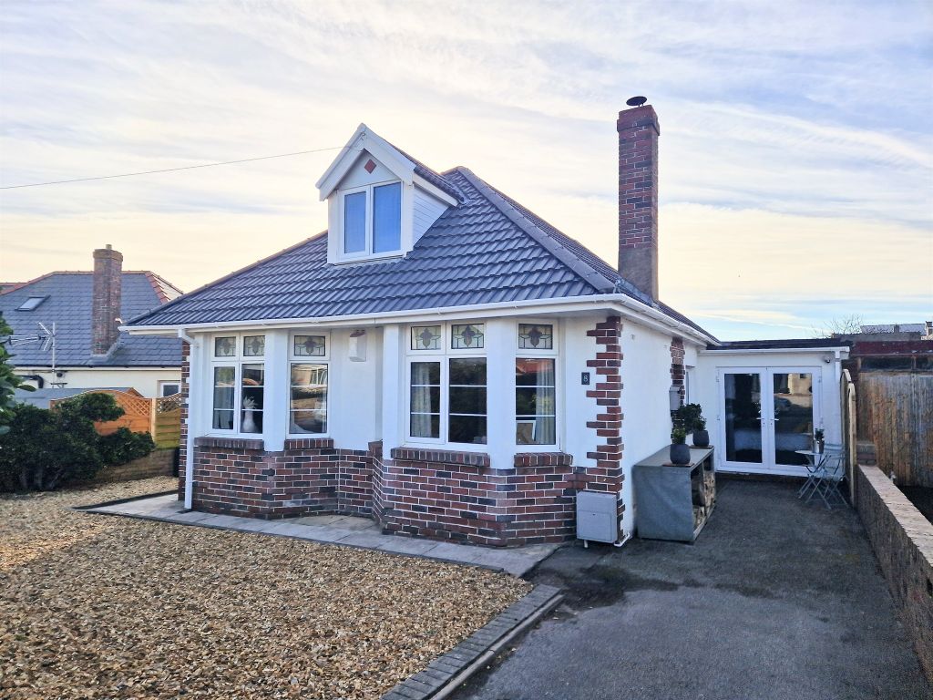 4 bed detached bungalow for sale in Crossfield Avenue, Porthcawl CF36