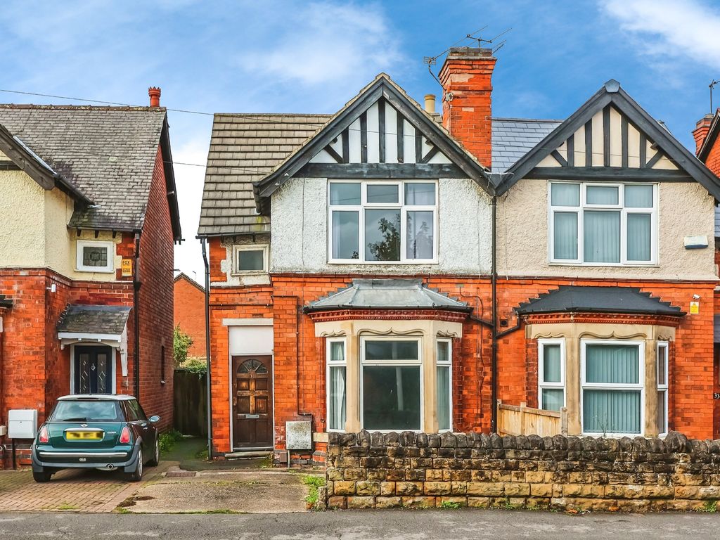 3 bed semidetached house for sale in Broadgate, Beeston, Nottingham