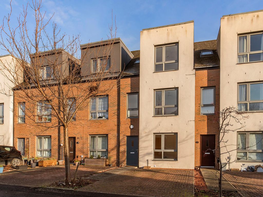 4 bed town house for sale in 56 Ferry Gait Drive, Silverknowes
