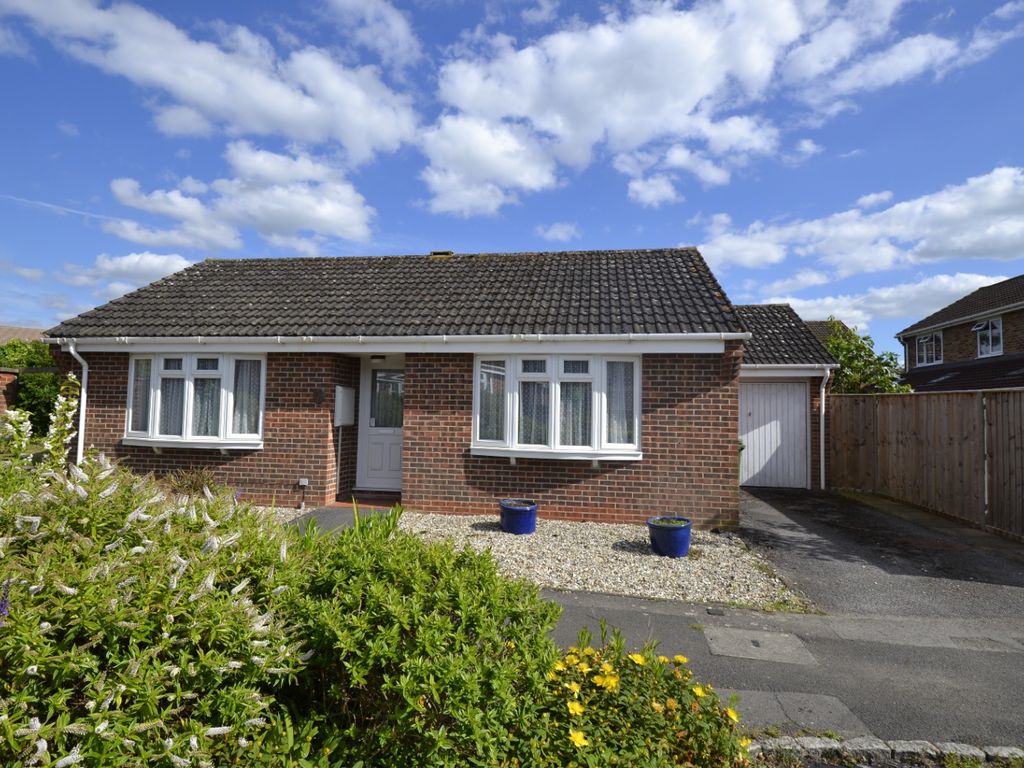 2 bed detached house for sale in Druce Way, Thatcham, Berkshire RG19