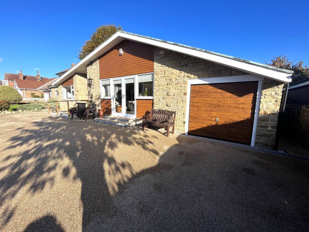 2 bed bungalow for sale in Beechfield, Sandal, Wakefield WF2, £375,000