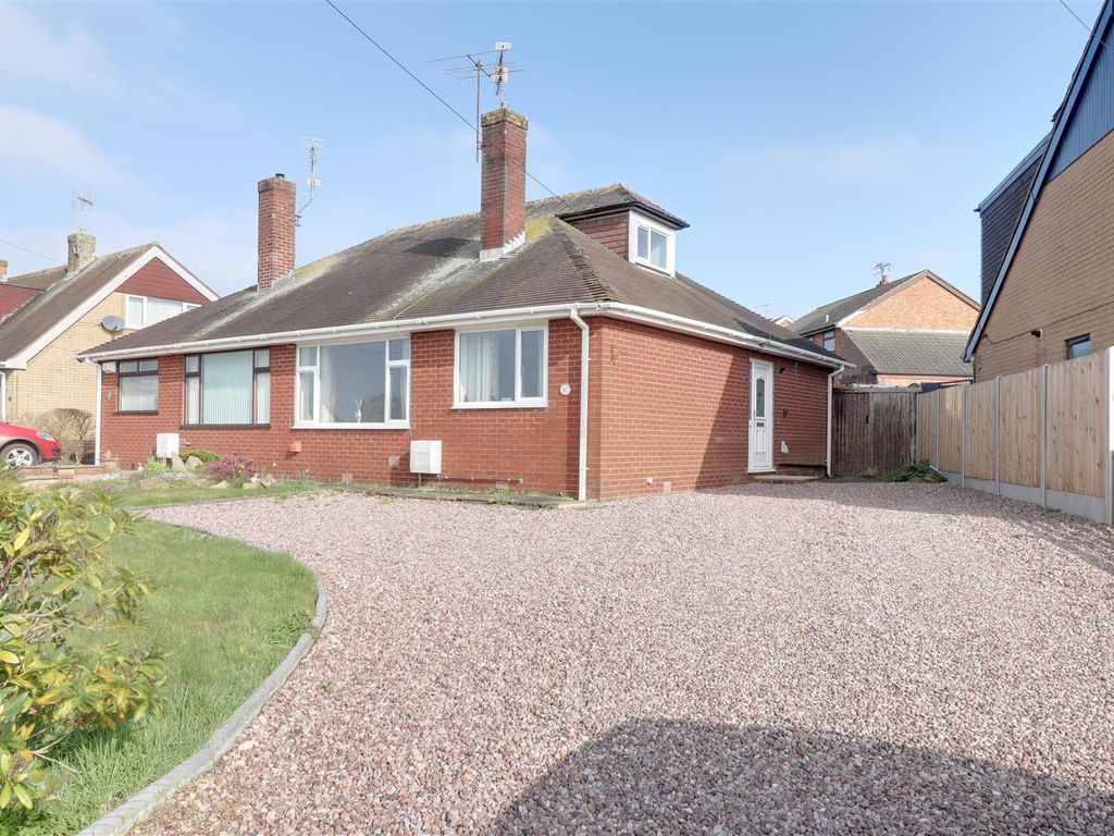 2 bed semidetached bungalow for sale in Back Lane, Shavington, Crewe