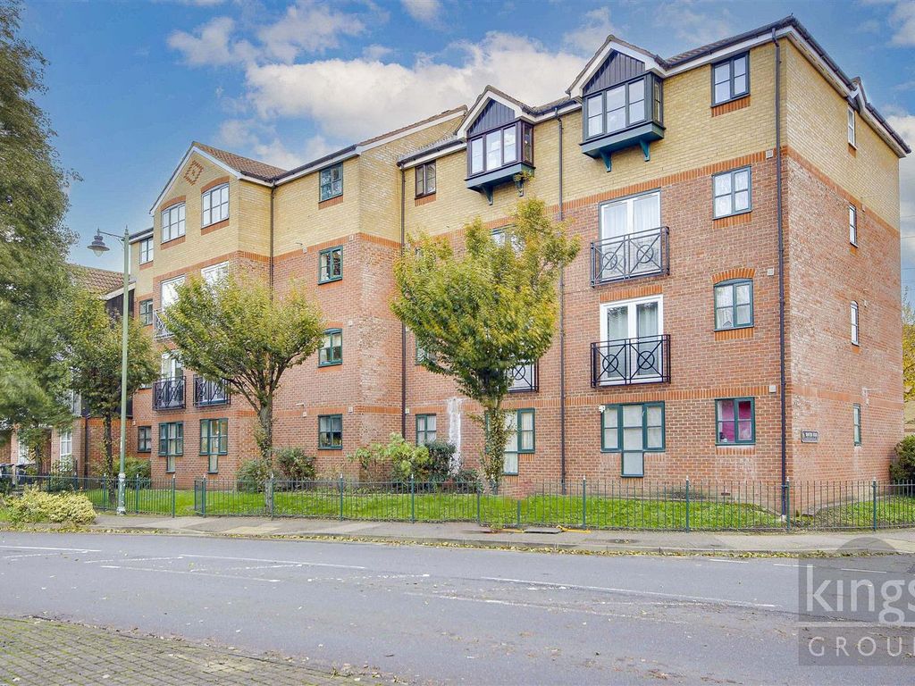 2 bed flat for sale in Manton Road, Enfield EN3, £280,000 Zoopla