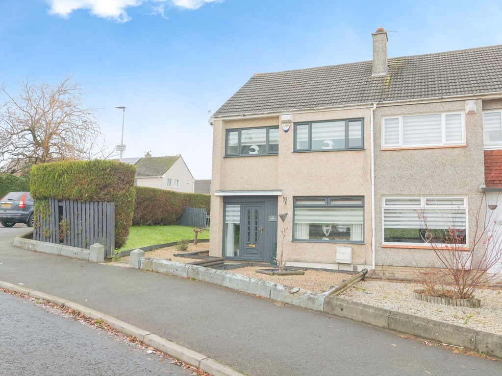 3 bed end terrace house for sale in Machanhill, Larkhall ML9, £169,000