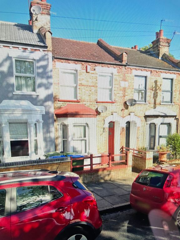 Timbercroft Lane, Plumstead SE18  