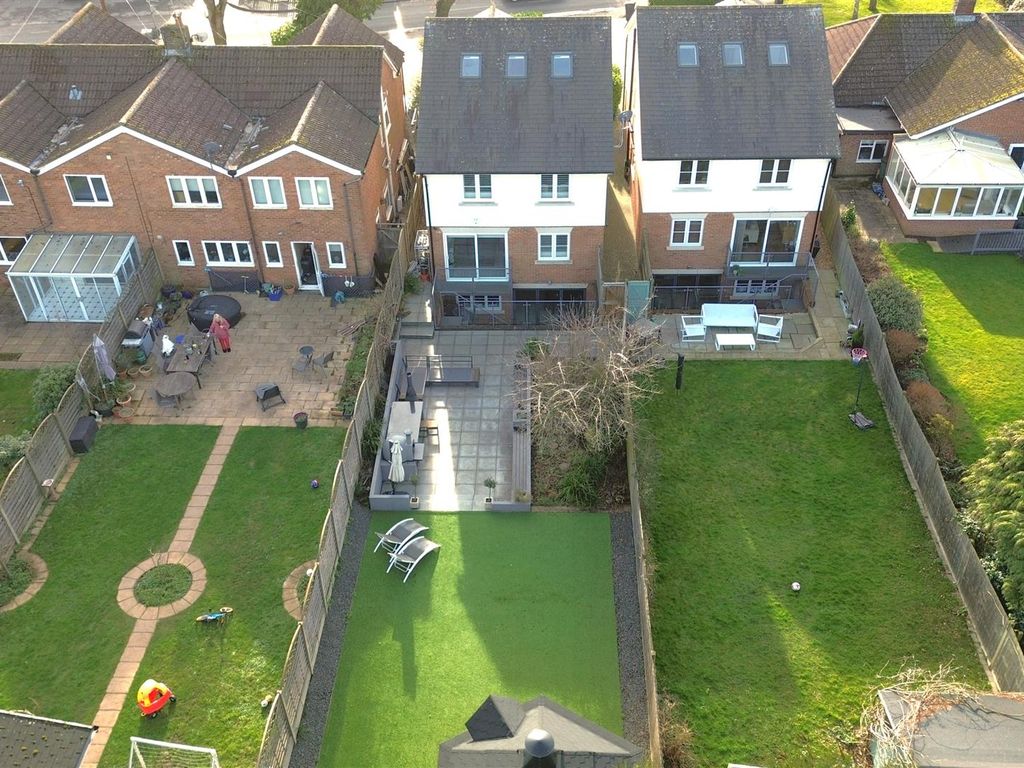 5 bed detached house for sale in Middle Street, Nazeing, Waltham Abbey