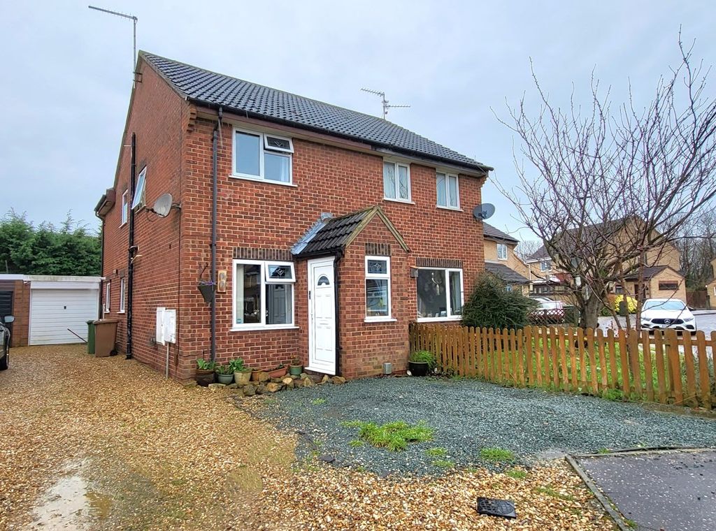 3 bed semidetached house for sale in Sevenacres, Orton Brimbles