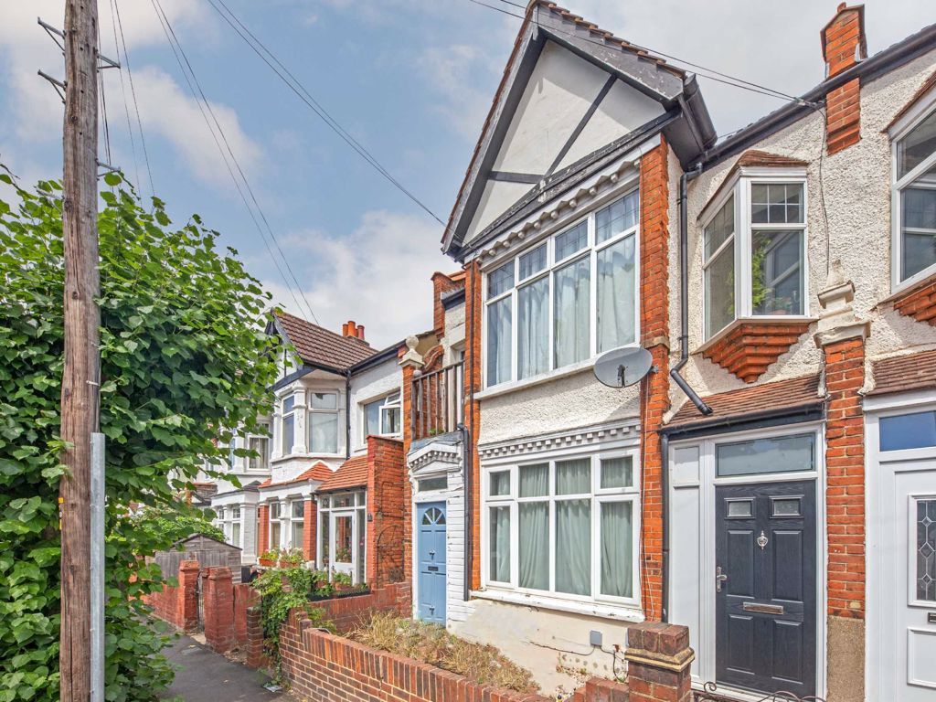 2 bed flat for sale in Shelton Road, London SW19 Zoopla