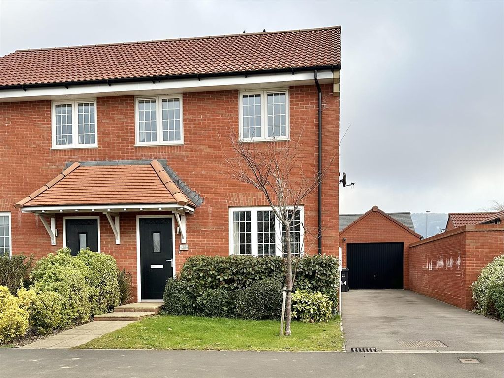 3 bed semidetached house for sale in Littlewood Way, Cheddar BS27, £