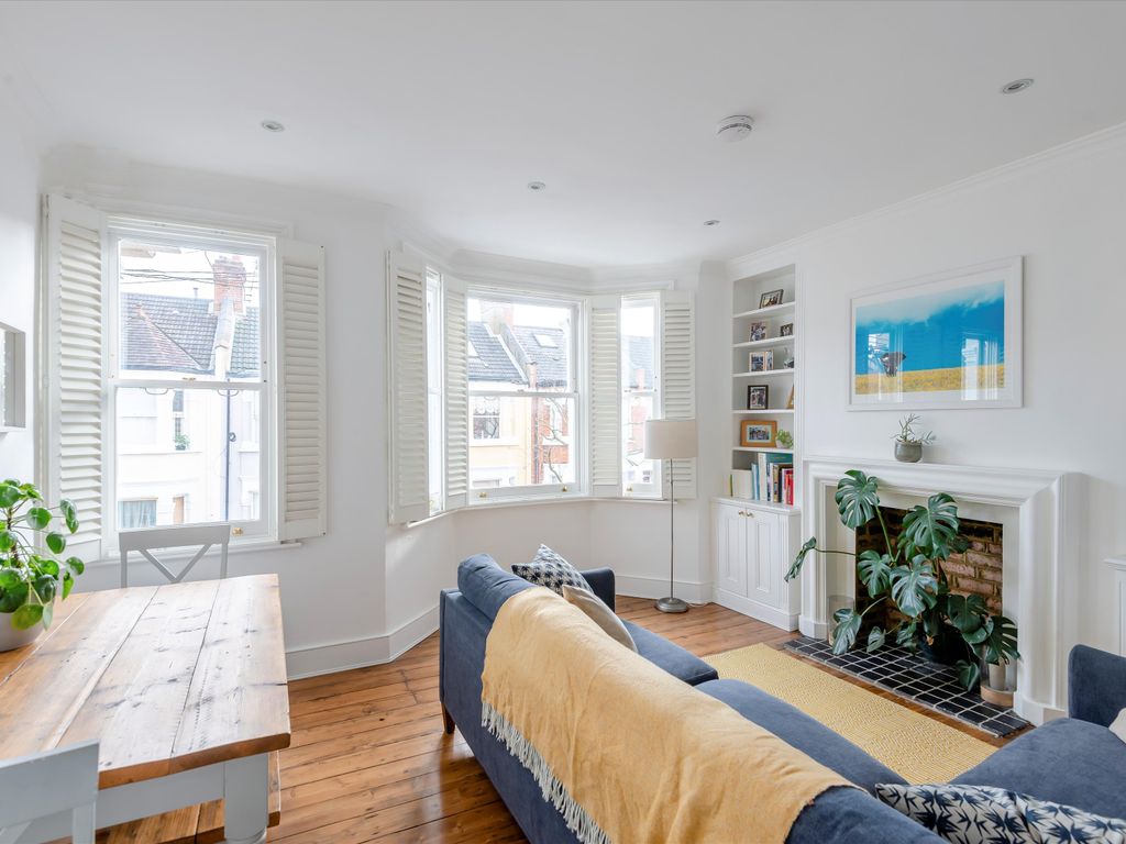 2 bed flat for sale in Mablethorpe Road, Fulham SW6. Zoopla